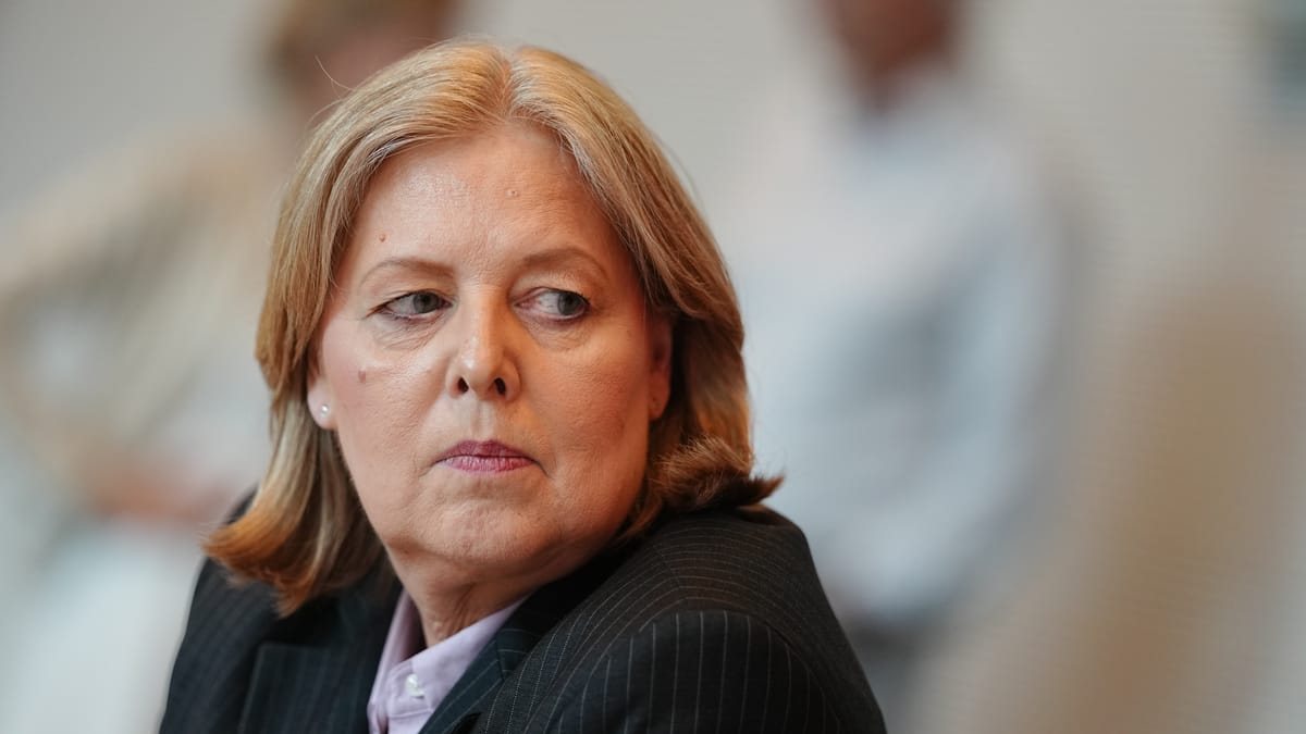 Bas legt Aktionsplan gegen organisierten Sozialbetrug vor