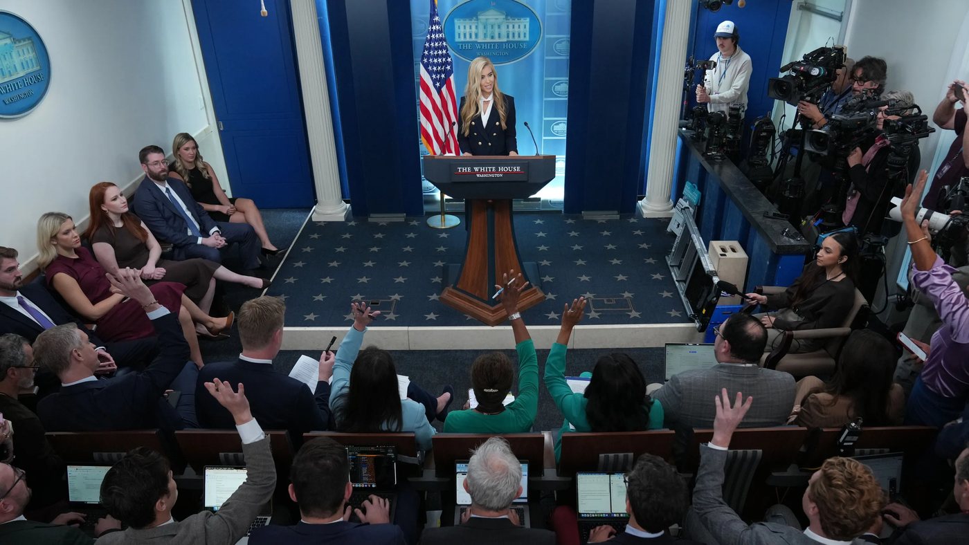 Trump plant laut Bericht Schwimmbad statt Presseraum im Weißen Haus