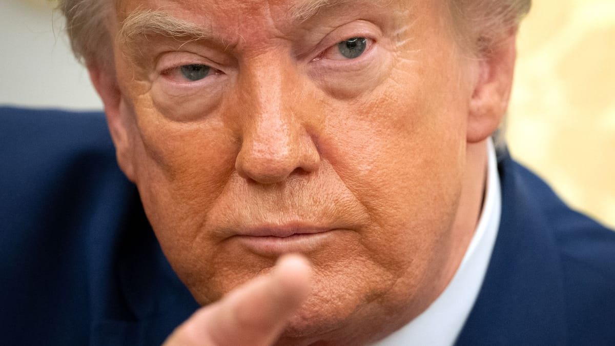 Capital One verteidigt Schließung von Trump-Konten mit Geldwäsche-Bedenken