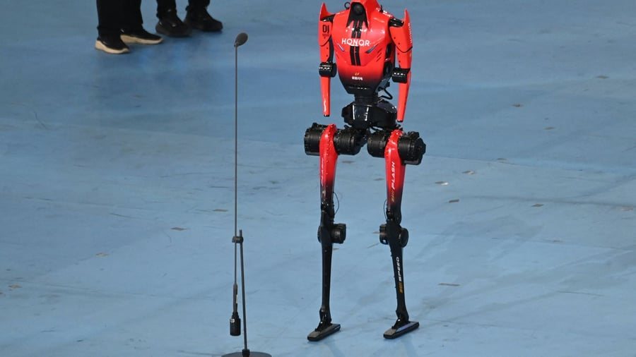 Roboter aus China läuft 100 Meter schneller als Usain Bolt