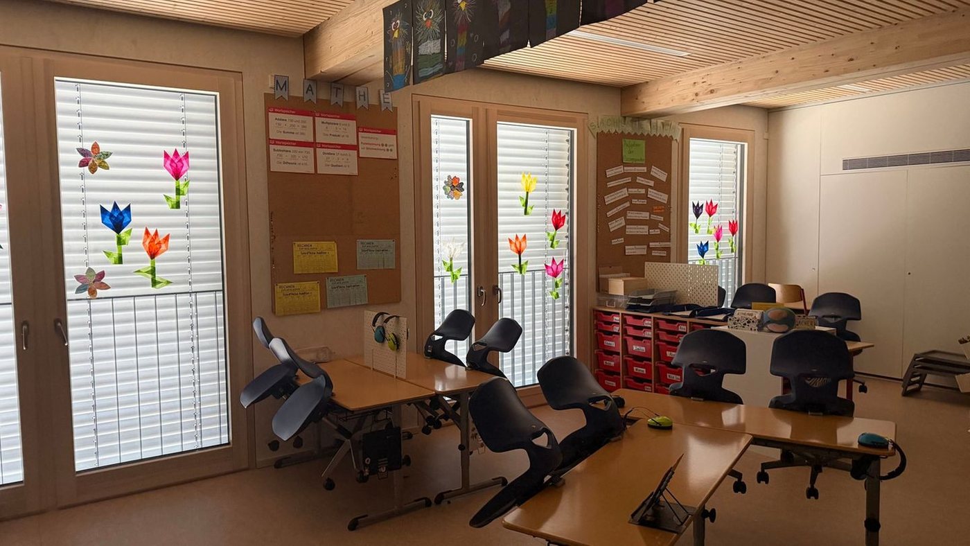 Hitze im Klassenzimmer: Verbände fordern landesweite Schutzstandards