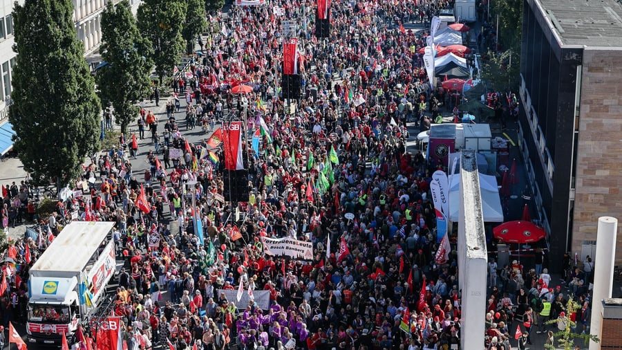 Gewerkschaften mobilisieren 175.000 Menschen gegen Sozialabbau
