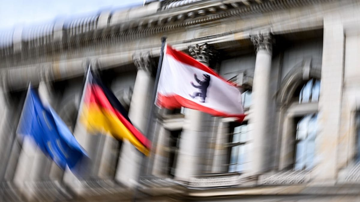 Berlin wählt: 17 Parteien, erstmals ab 16 Jahren