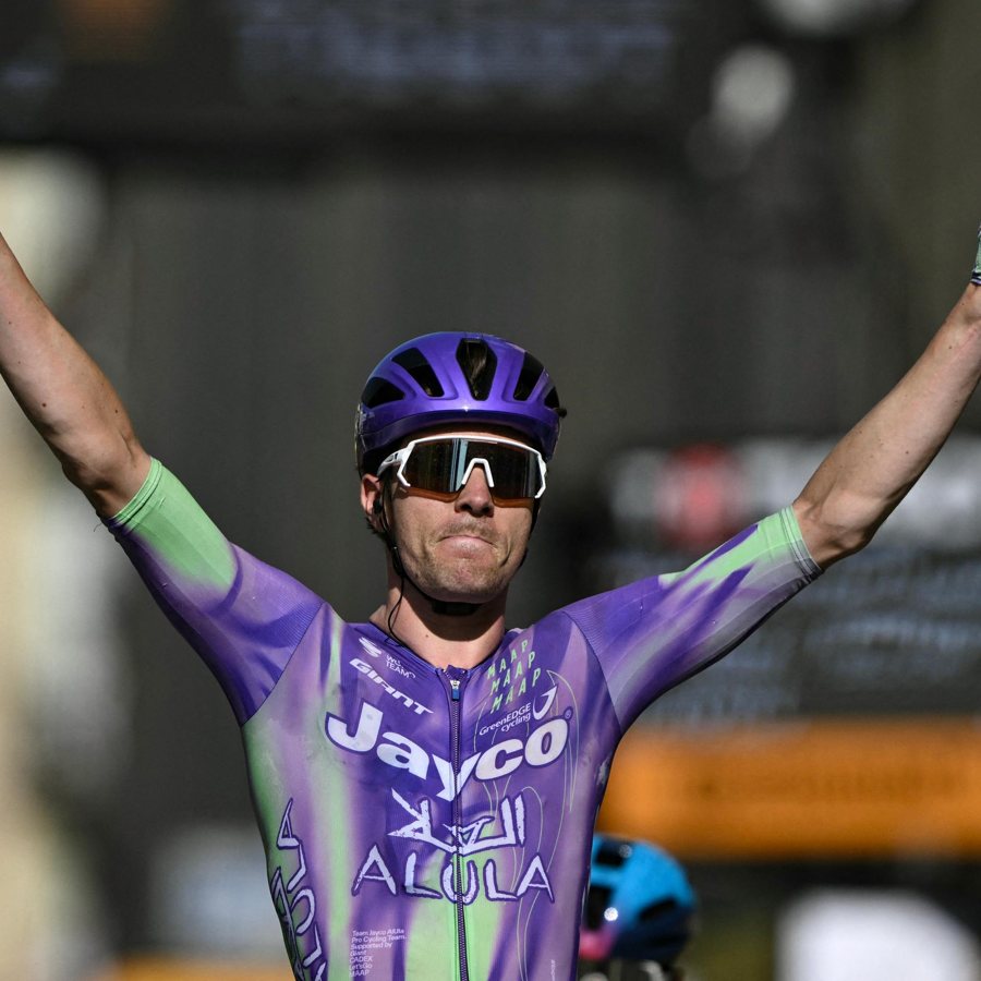 Schweizer Radprofi Mauro Schmid gewinnt 13. Etappe der Tour de France