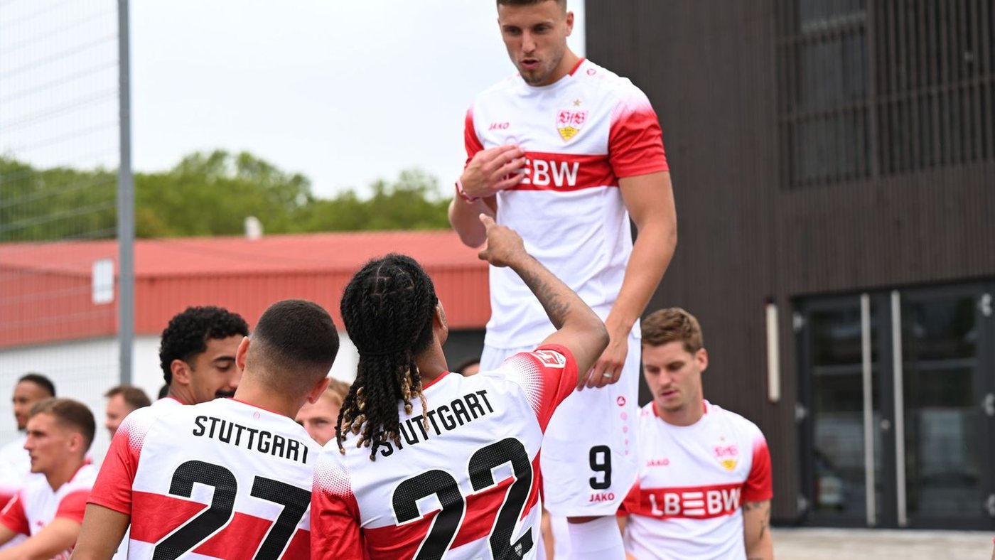 VfB Stuttgart: Wohlgemuth äußert sich zu Demirovic-Gerüchten