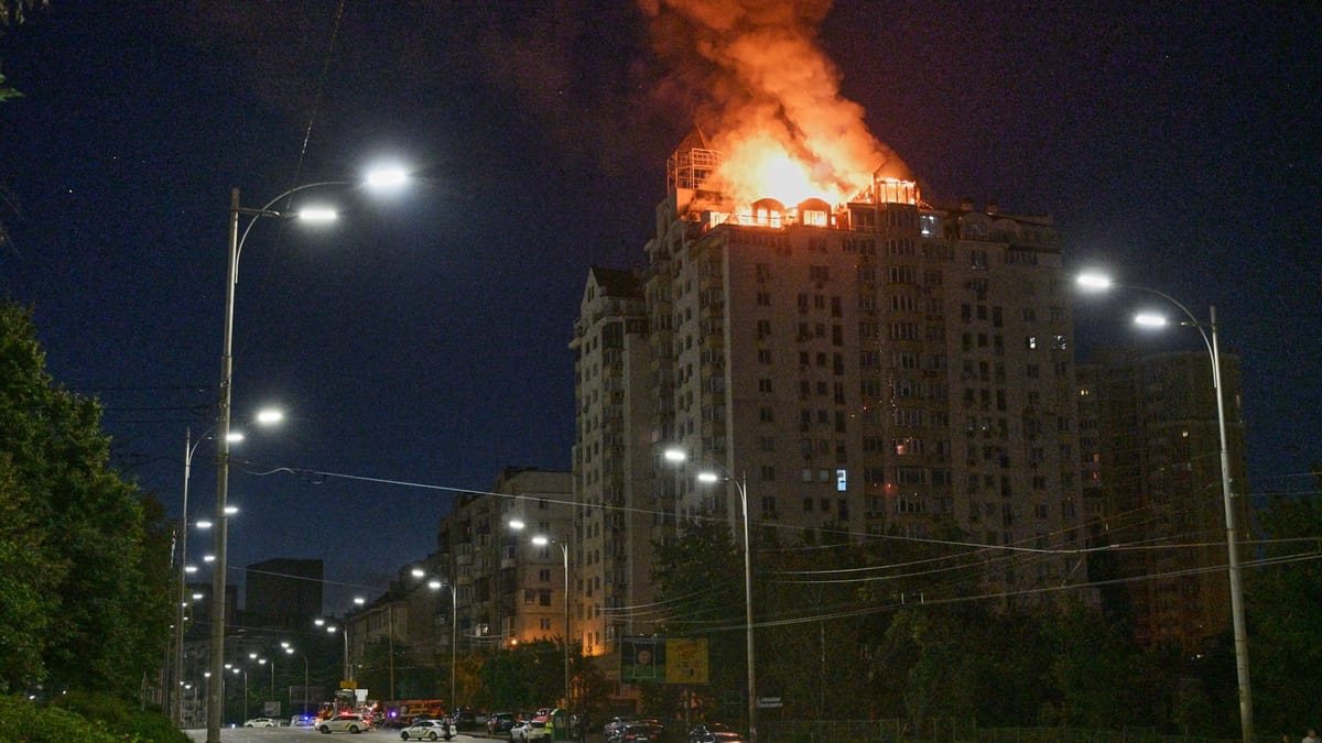 Russland fliegt massive Luftangriffe auf Kiew und andere ukrainische Städte