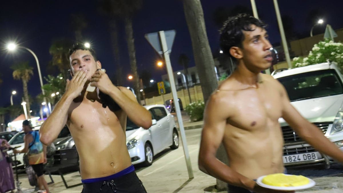 Tausende Migranten kehren aus Ceuta nach Marokko zurück