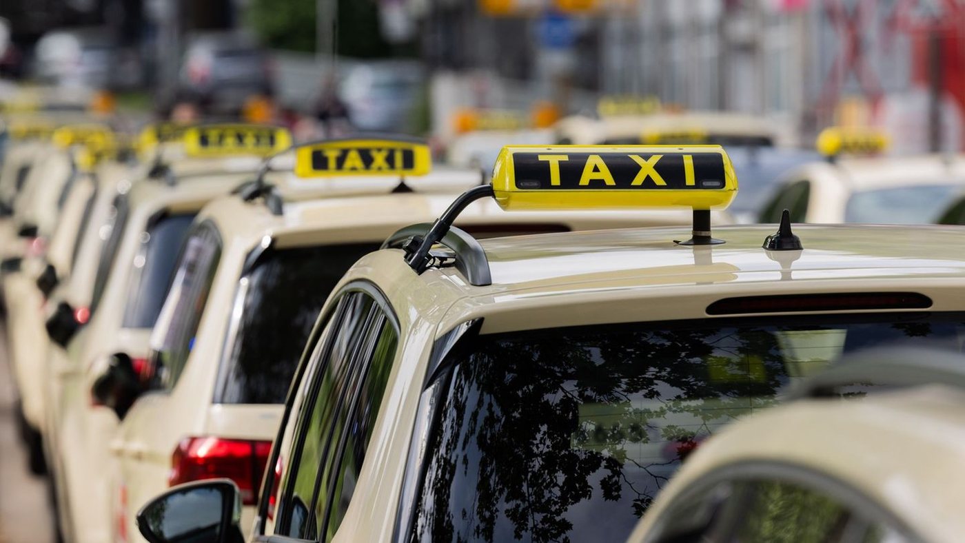 Transportdienstleistungen: Taxifahren - eine Frage des Preises?
