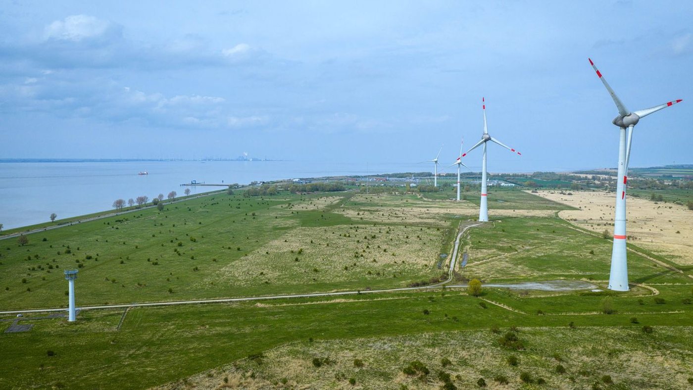 Bundeswehr plant neuen Marinehafen in Emden und Milliardenausbau in Bremerhaven