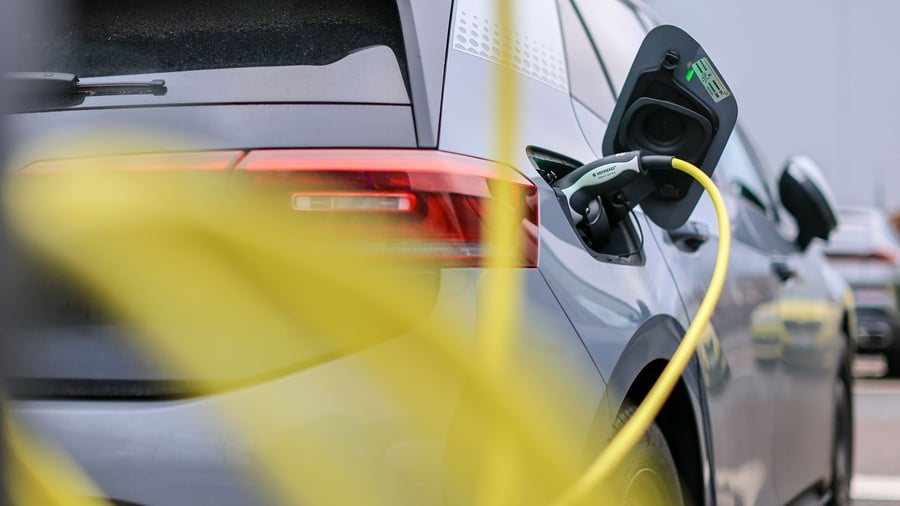 Staatliche E-Auto-Förderung erreicht vor allem einkommensschwächere Haushalte