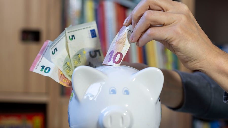 Umfrage: Viele Eltern fühlen sich bei Startkapital für Kinder unter Druck