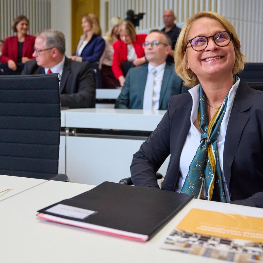 Birgit Hesse als Landtagspräsidentin in Mecklenburg-Vorpommern wiedergewählt