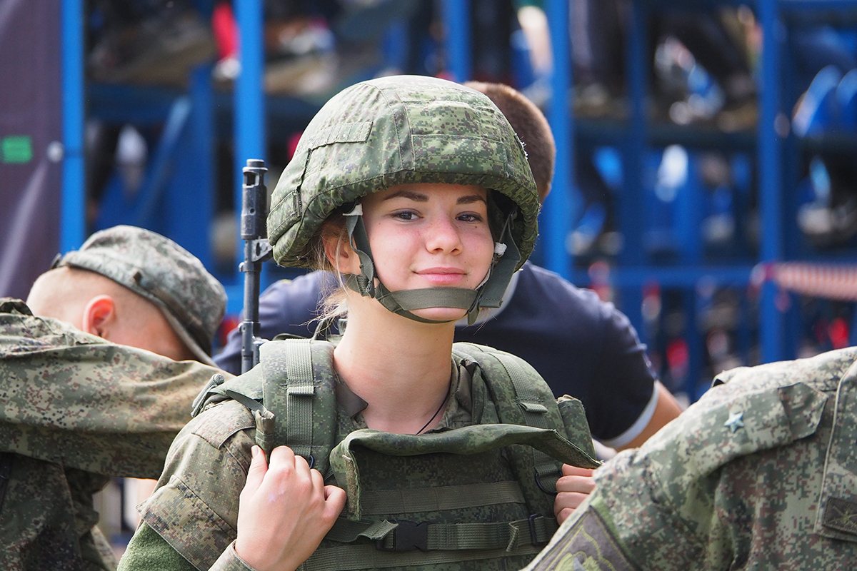 Russische Häftlingsrekrutinnen berichten von sexualisierter Gewalt im Militär