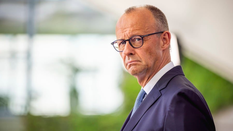 Merz deutet nach Spahn-Rücktritt Kabinettsumbildung an